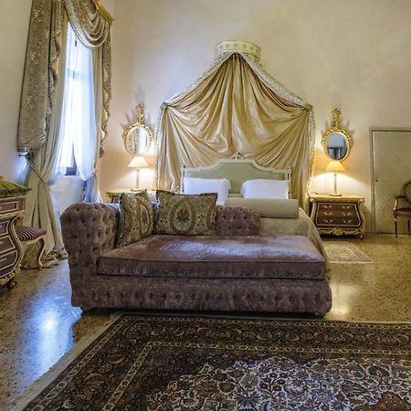 Palazzo Ca' Bernardo By Francesco Molon Hotel Venice Exterior photo